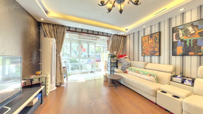 新梅莘苑二手房实景图