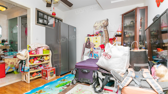 八一小区二手房实景图