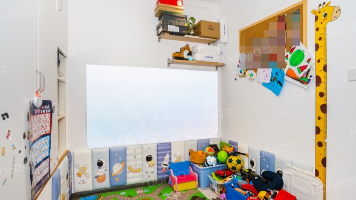 汽车公寓小区二手房实景图