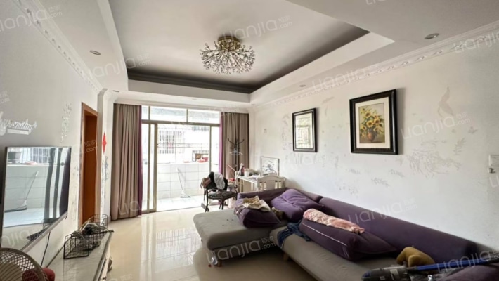 湖滨花苑二手房实景图