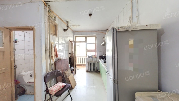 一汽37街区二手房实景图