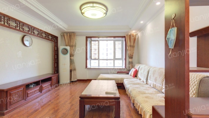 宝龙中央尊邸二手房实景图