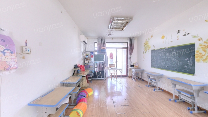 滨湖假日翰林园二手房实景图