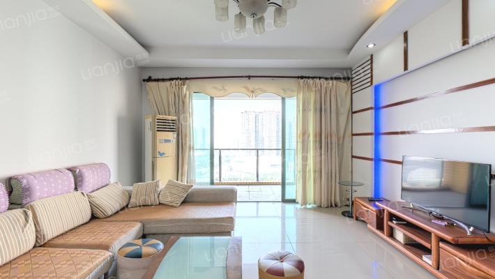 群英华庭二手房实景图