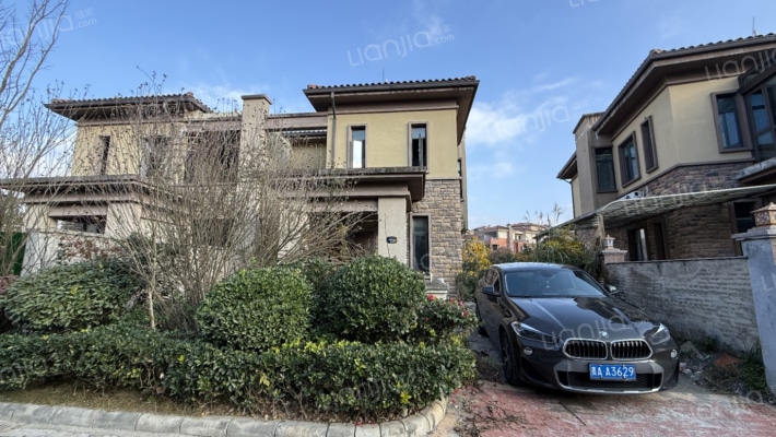 白晶谷22组团1区二手房实景图