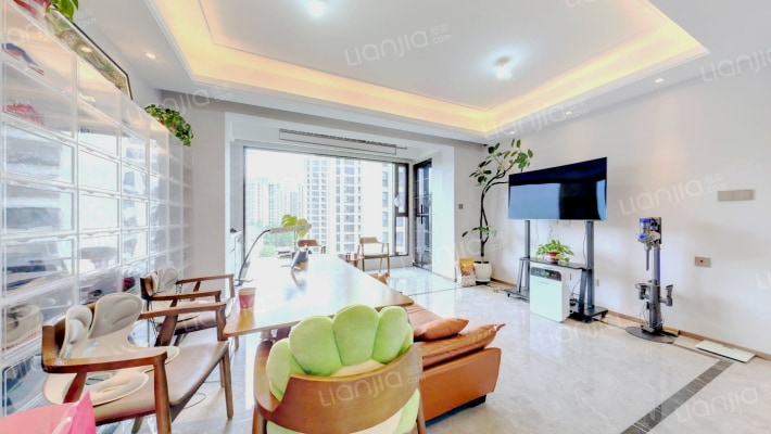 宝山天铂二手房实景图