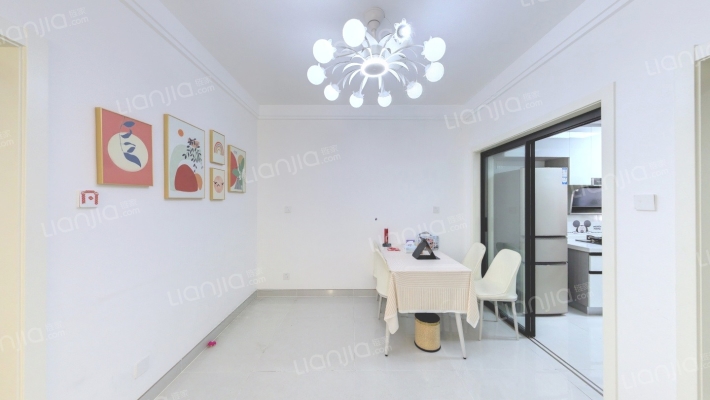 禾嘉苑小区二手房实景图