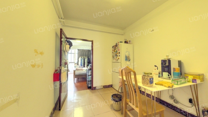 玉泉路甲65号院二手房实景图