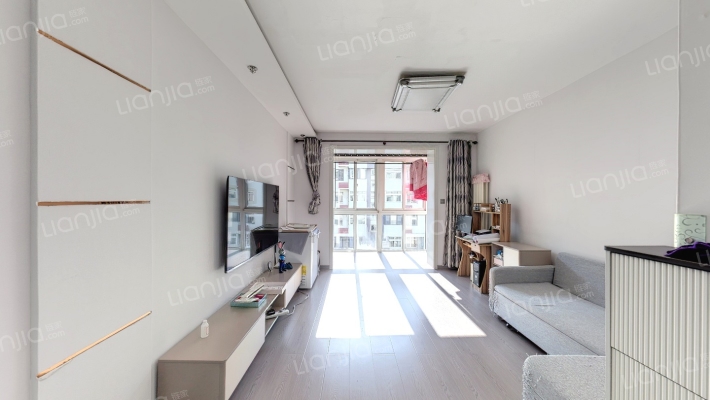 丽月湾二手房实景图