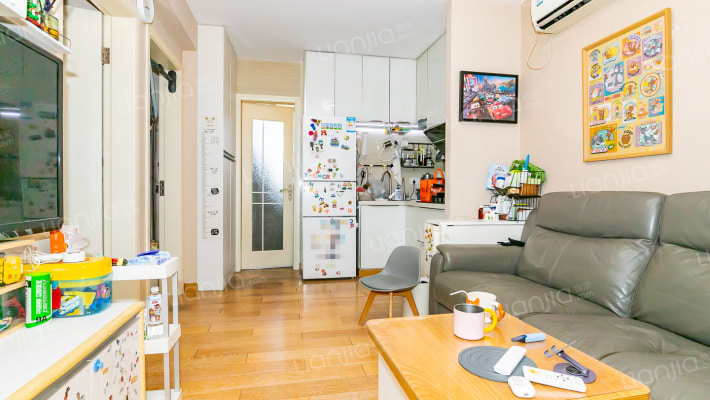 车站南路407弄二手房实景图