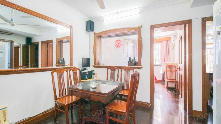 浦三小区二手房实景图