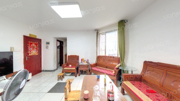 颐海园二手房实景图