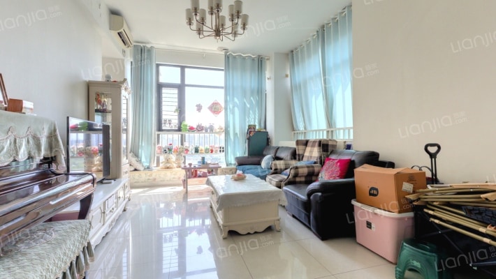 湖畔天下一期二手房实景图