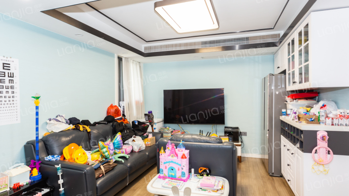 龙柏三村（中康公寓）二手房实景图