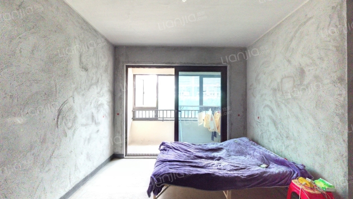 领琇长江A区二手房实景图