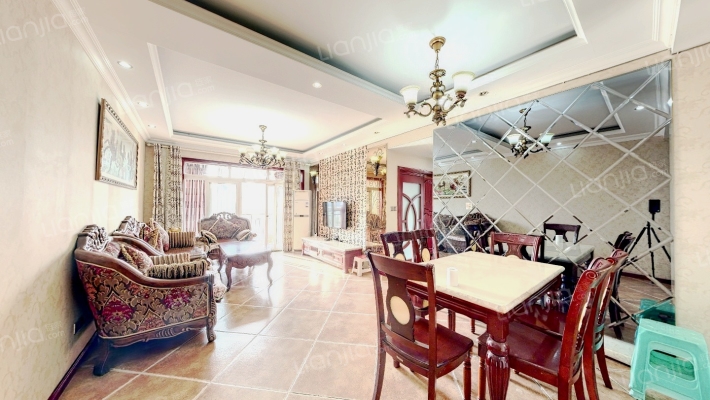 天域兰湾二手房实景图