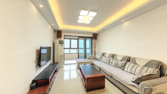 万科城二手房实景图