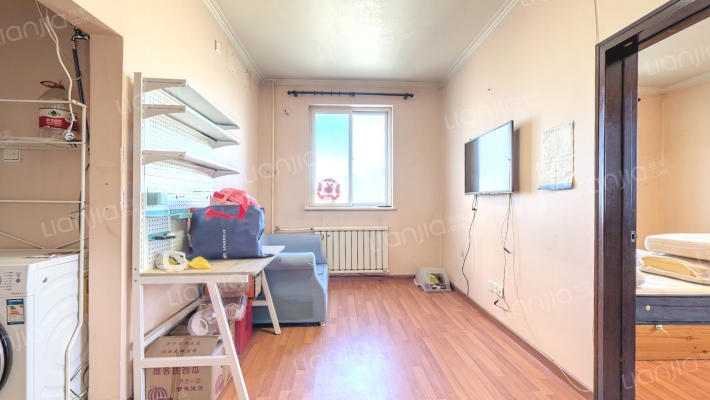 团结湖北里二手房实景图