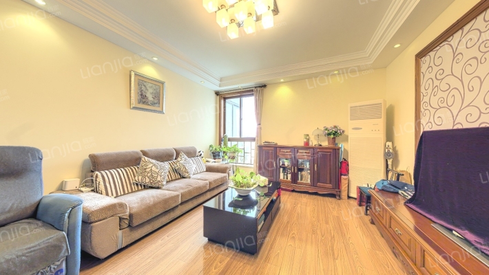 昌里花园二手房实景图