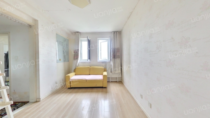 同润菲诗艾伦二手房实景图