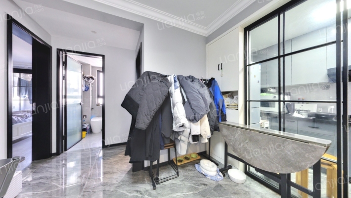 威宁大楼二手房实景图