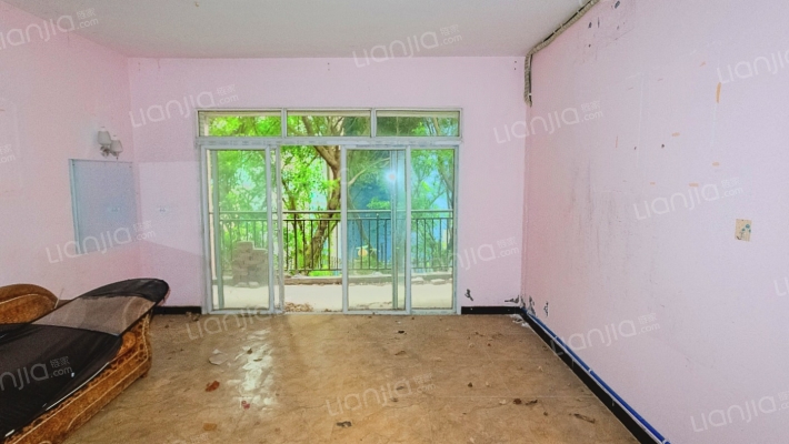 警官苑二手房实景图