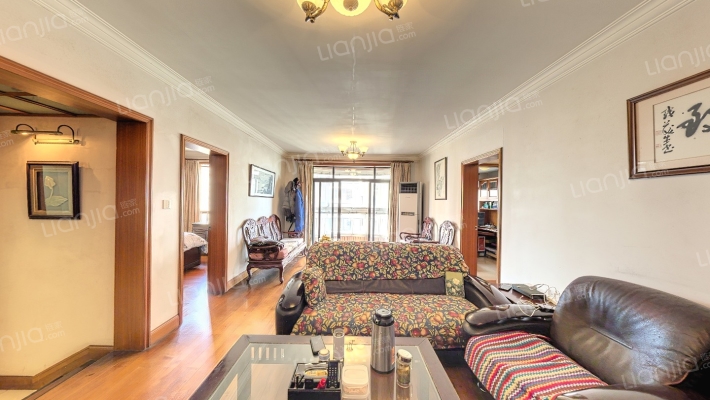 强生花苑二手房实景图