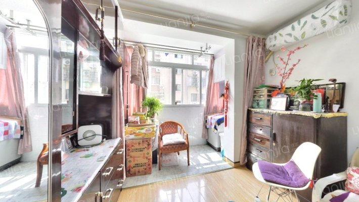 芙二小区二手房实景图