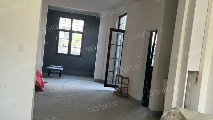 牧龙原墅二手房实景图