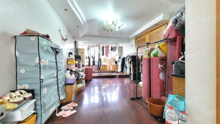 晨兴公寓二手房实景图