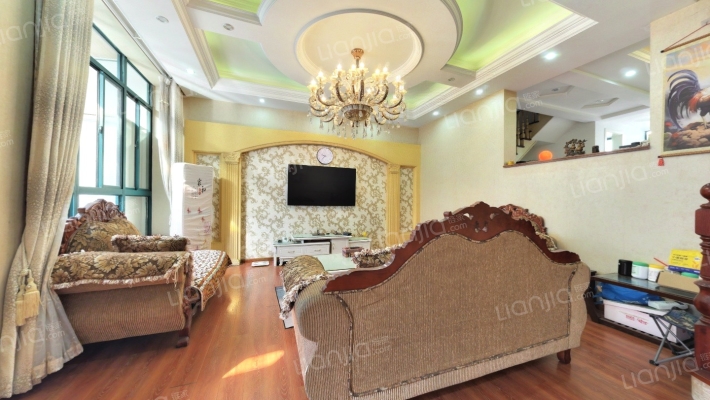 江秋新苑(别墅)二手房实景图