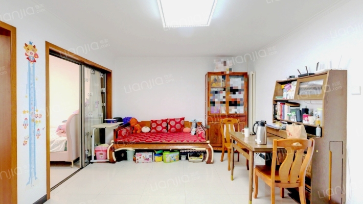 兆龙居小区二手房实景图