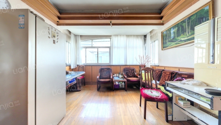 共富三村二手房实景图