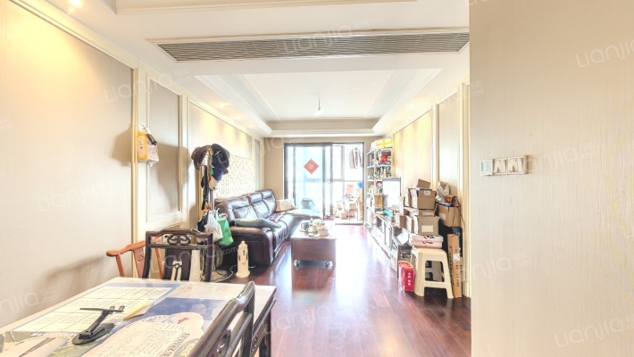 融创玉兰公馆一期二手房实景图