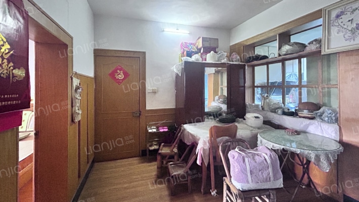 庙后张新村二手房实景图