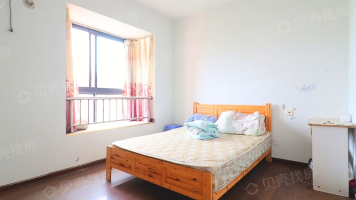 长江国际青年城精装3房，小区环境好，房型方正-卧室C