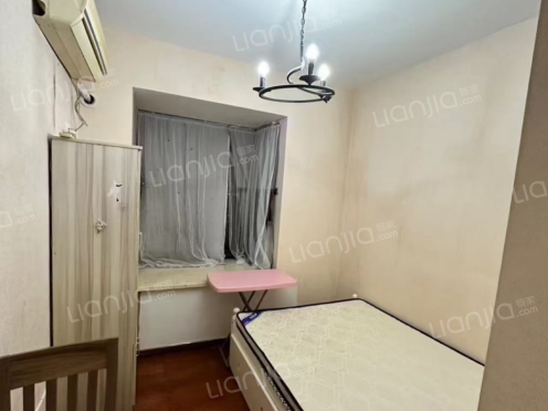 合租·左岸香颂 3居室 西卧