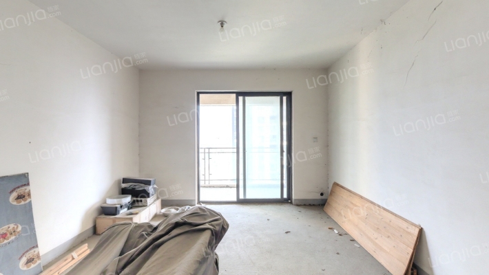 泽瀚峰景二手房实景图