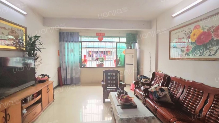 永盛街二手房实景图