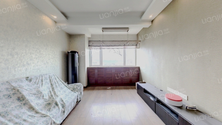 凤凰湾驭峰二手房实景图