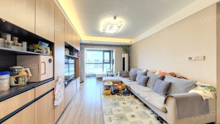 万科幸福臻园二手房实景图