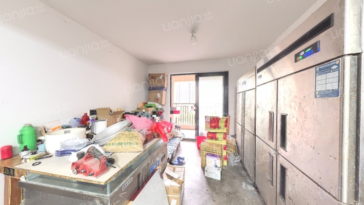 依云和府二手房实景图