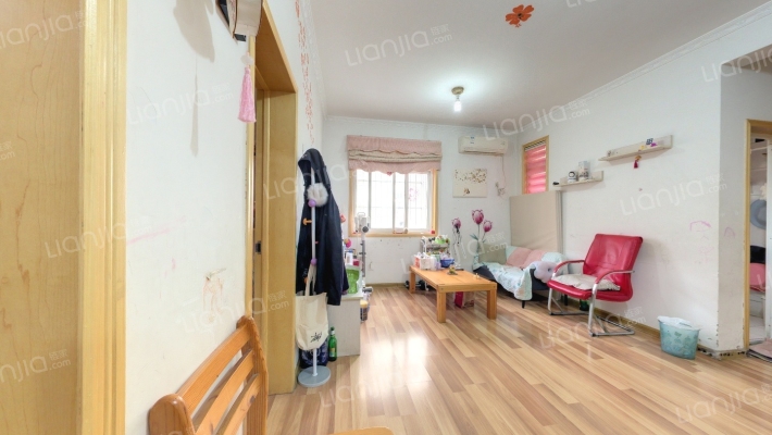 和平家园A1区二手房实景图