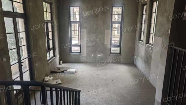 万科五龙山公园二手房实景图