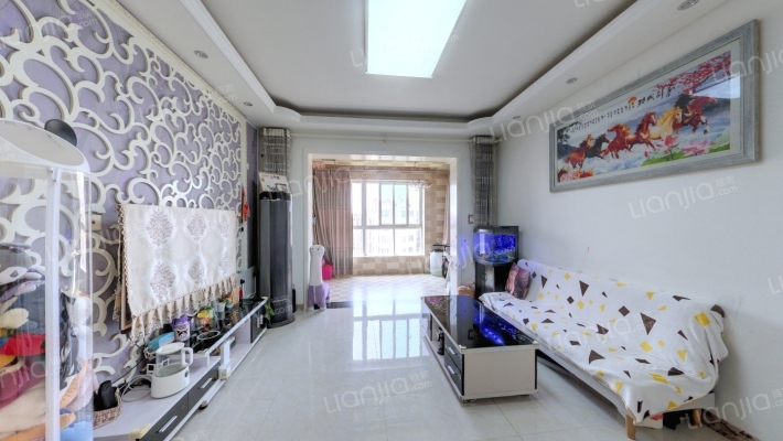 五湖名邸西区二手房实景图