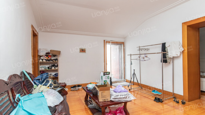 伯威商城二手房实景图