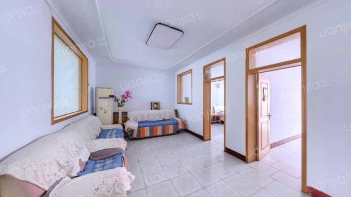 西步行街大门洞二手房实景图