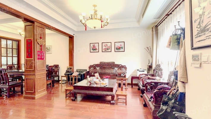 招商海德名门(别墅)二手房实景图