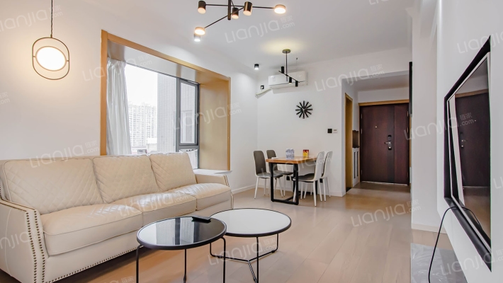 静安凤凰苑二手房实景图