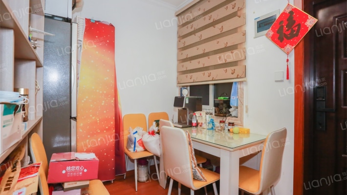 听潮一村二手房实景图